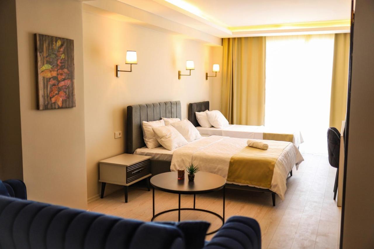 Petra Hotel Tuzla Istanbul Eksteriør billede